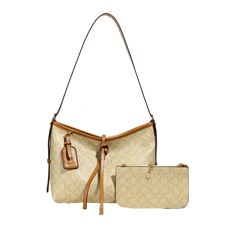 Designer Women 2025 New Korean Style Elegant Tote Commuting Large Capacity Versatile Soft Leather Shoulder Crossbody Light Luxury Women's Bag