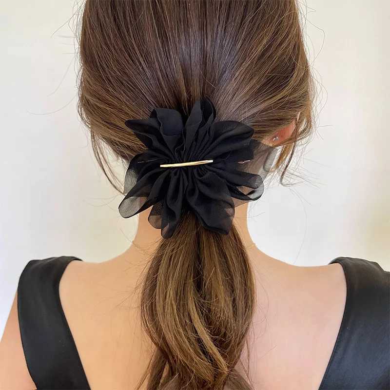 Big Spring Hair Claw Clips Women Metal Chiffon Flowers Ponytail Holder Hairpin Barrettes Fashion Girls Hair Accessories Hairgrip Z250707