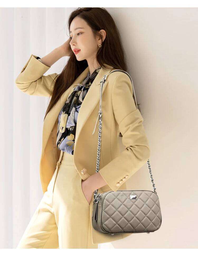 100% Genuine Leather Single Shoulder Crossbody Purse Cowhide Small Fragrant Wind Dia Grid Chain Tofu Premium Camera Bag
