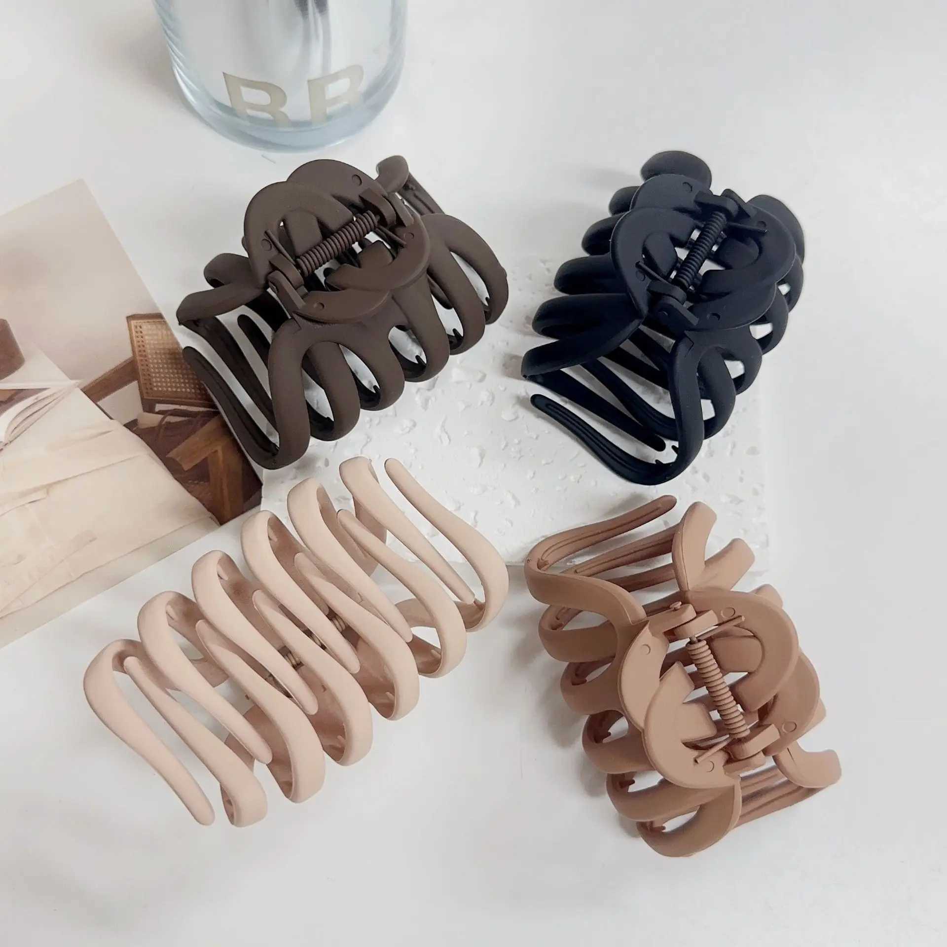 New Korean Large Catch Crab Claw Clips for Women Long Thick Updo Fashion Hair Accessories Matte Plastic Jaw Clamp Headwear Z250707