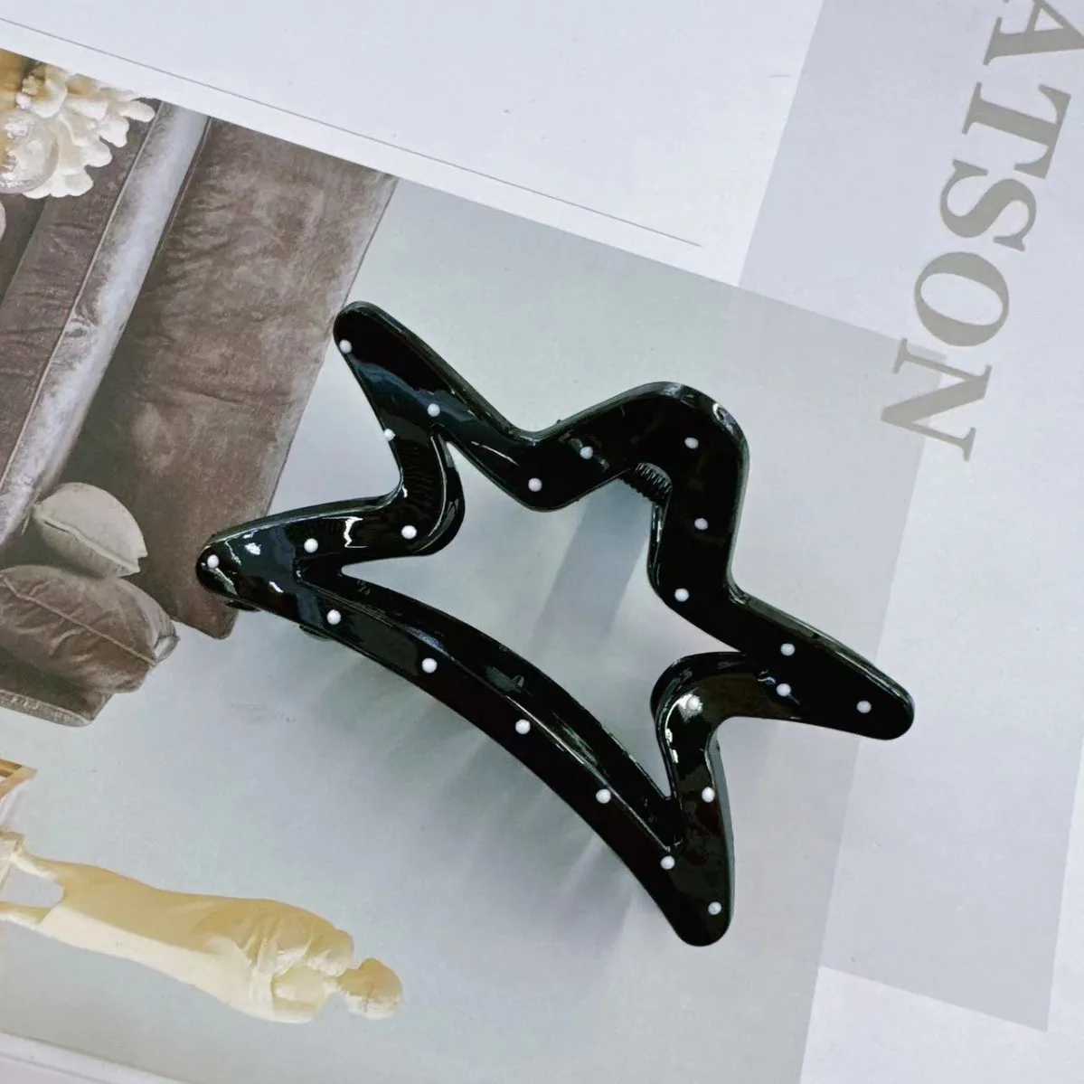 Vintage Black Point Dot Five-pointed Star Shark Hair Claw Horsetail Clip Clamp Barrettes Girl Women Acrylic Accessories Headwear Y250707