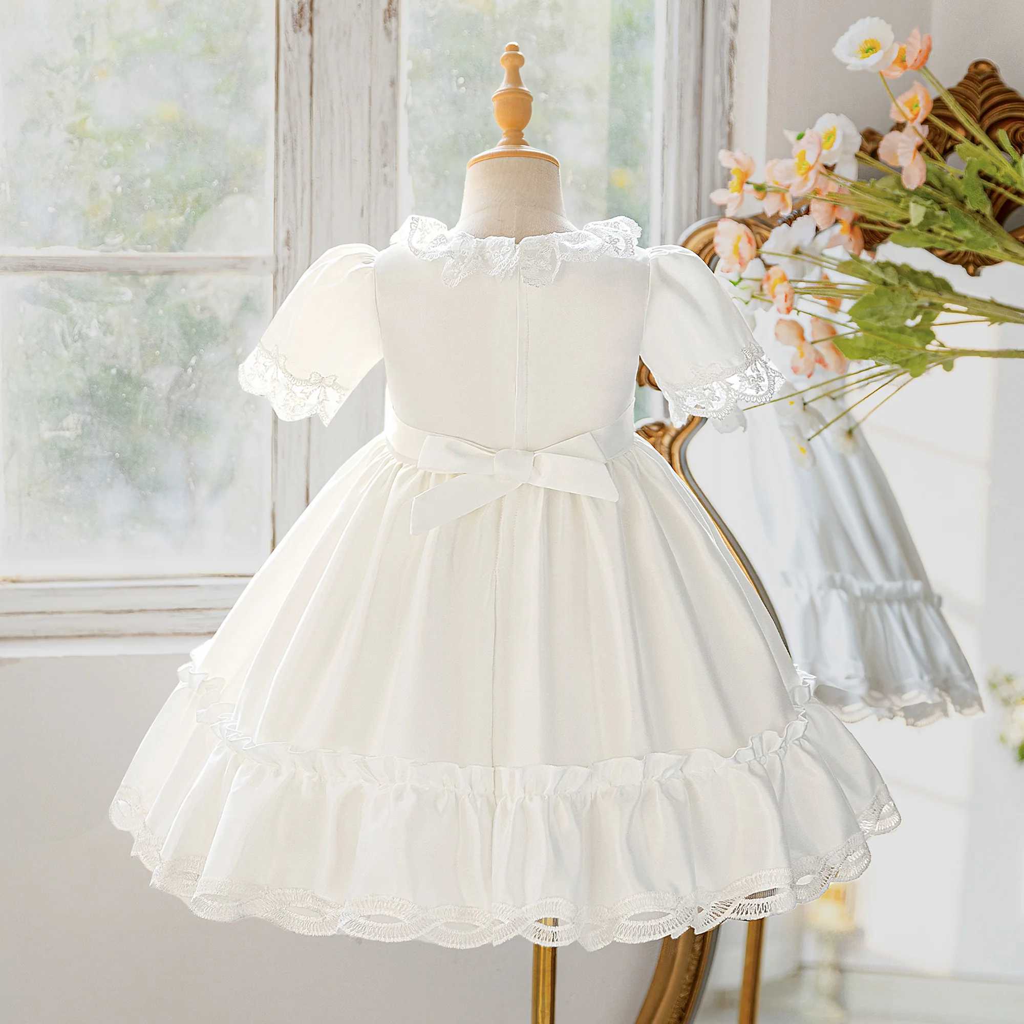 Girls White Lace Design Dress Elegant Dress Suitable for Birthday Photography Seaside Travel Photography R250707