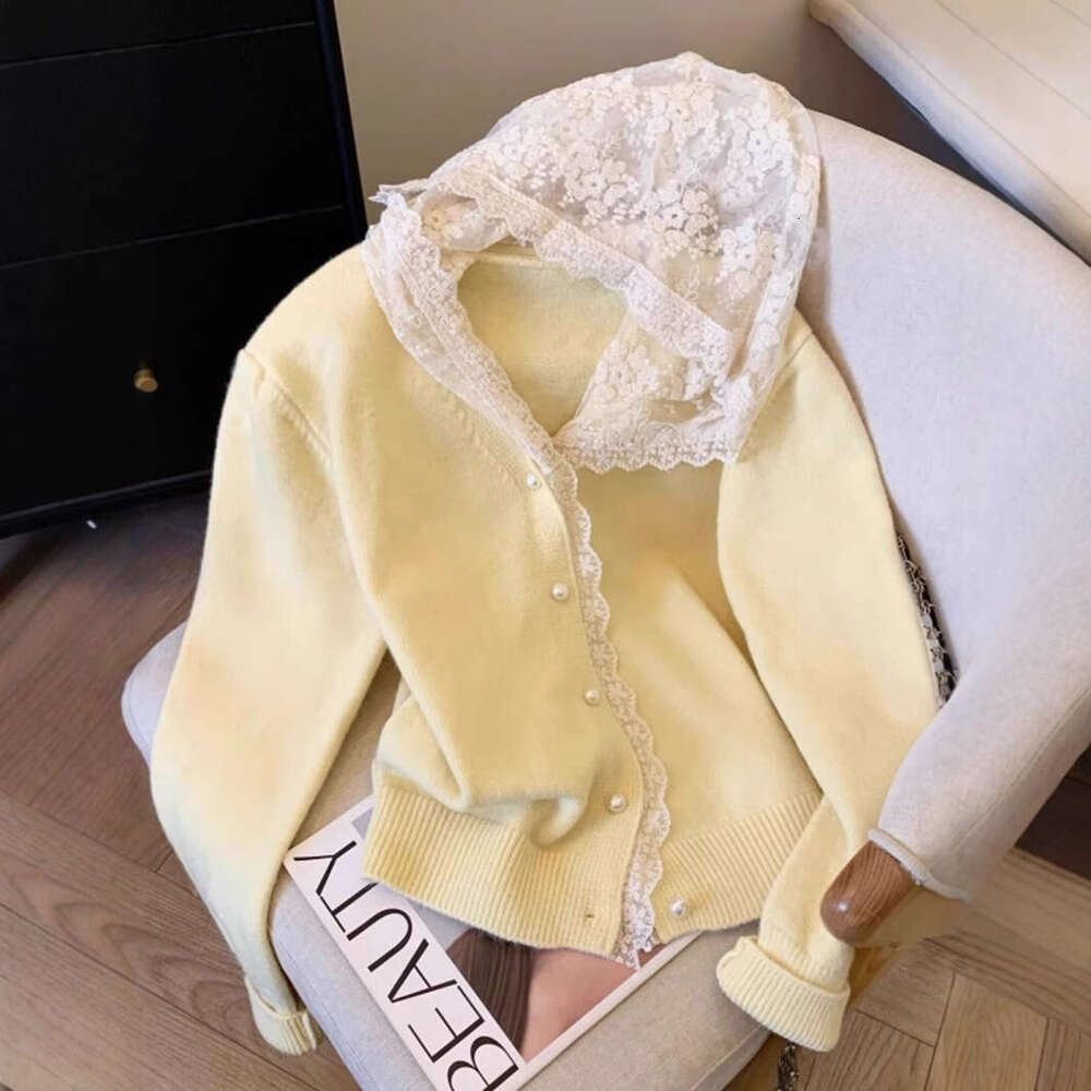 French Lace Patchwork Hooded Long Sleeve Knitted For Women Autumn Winter New Versatile Age-Reducing Slimming Sweater Top B5