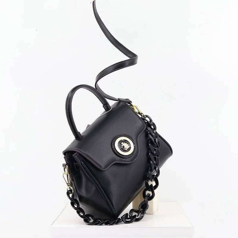 Women's Flap Chain Shoulder Brand Fashion Trend Handbag Simple And Versatile High-Quality Work Commuting Bucket Bag