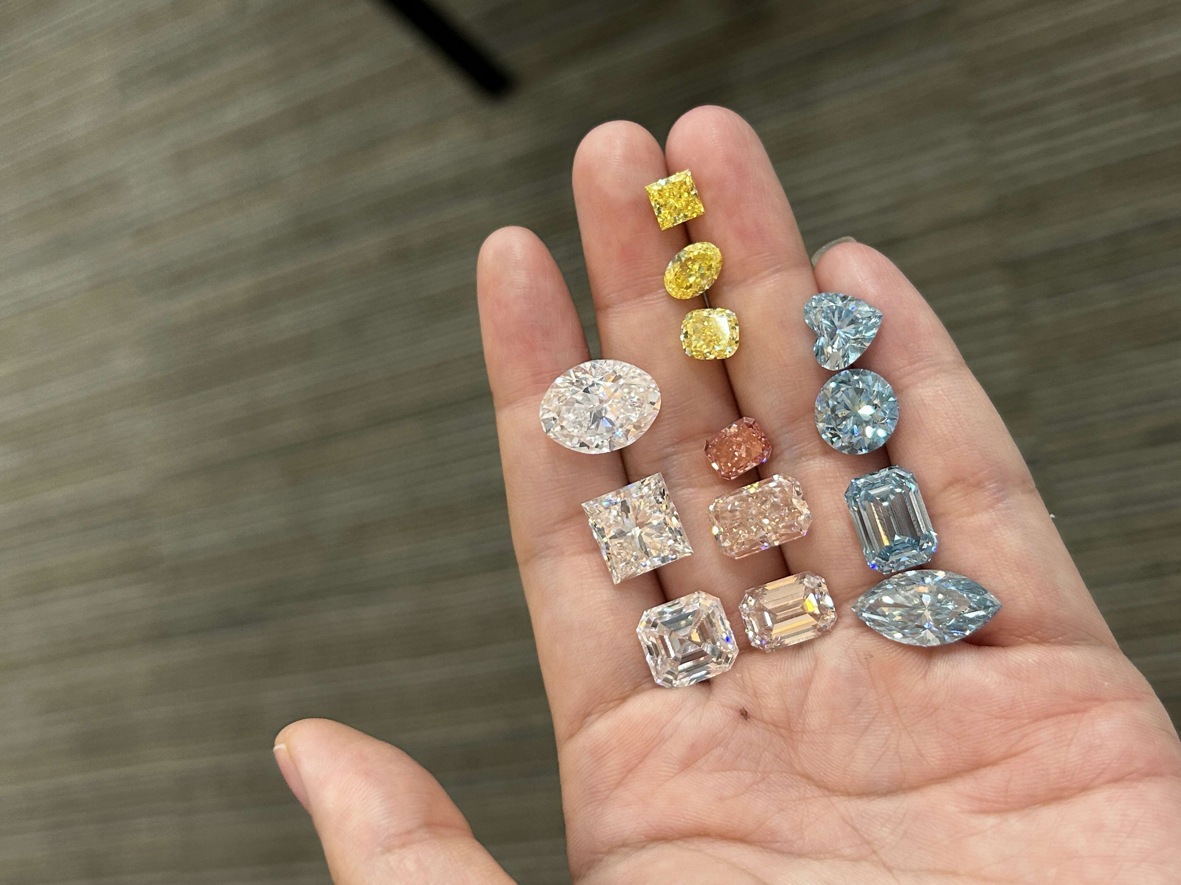 Wholesale 1-10ct Lab Radiant Diamond IGI Certified VVS Clarity Loose Diamonds Jewelry CVD Lab Grown Fancy Light pink Diamond