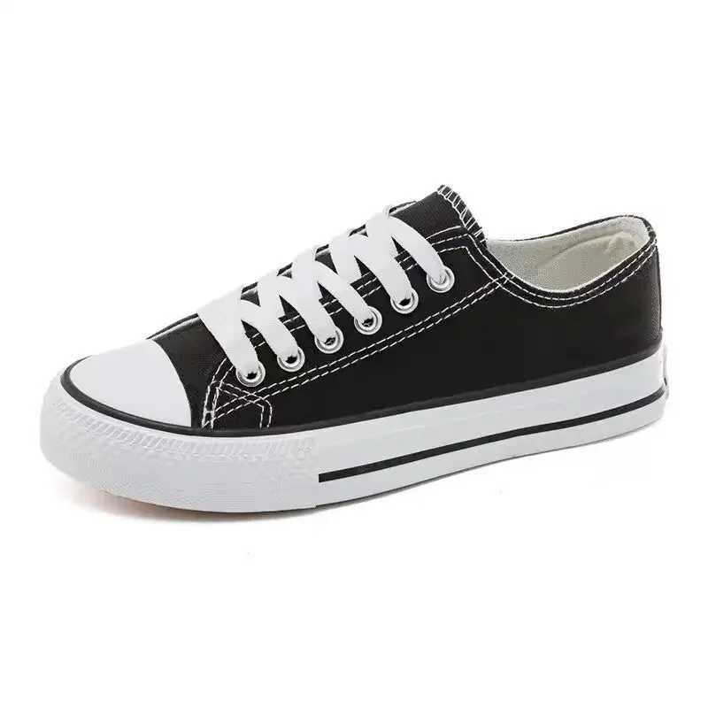 Designer Brand Mens and Womens Canvas Shoes Solid Color Couple Low Top Mens Casual Large Size Vcani Rubber Shoes Y250708