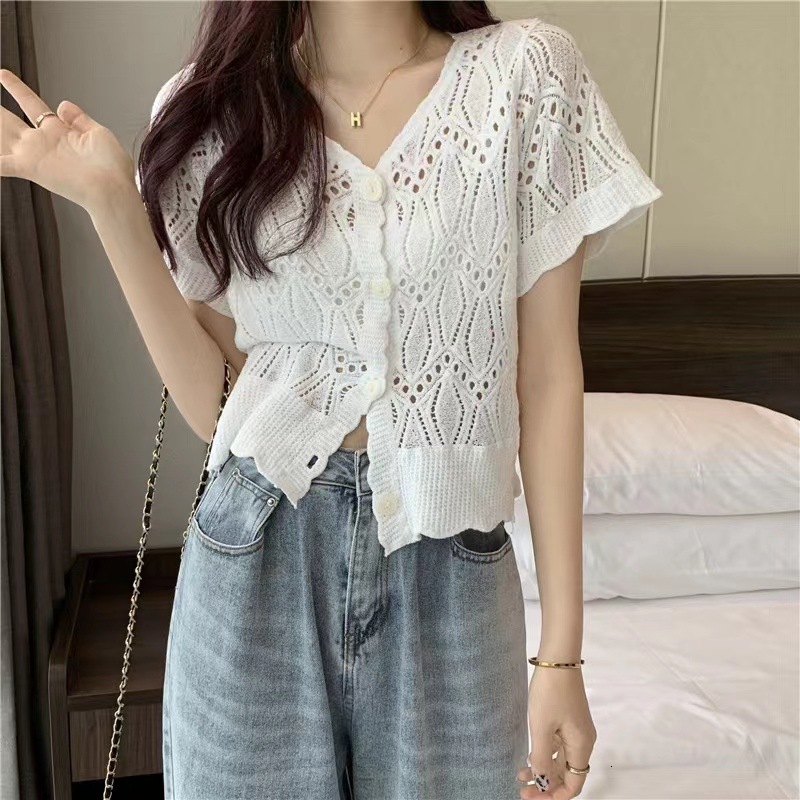 2025 Summer New Women's T-shirt Summer Short Lace Hollow Knitted V-neck Short Sleeve Cardigan Wool Sweater New Designer T-shirt