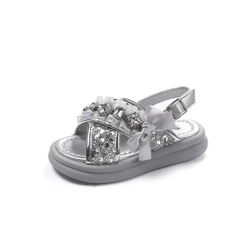 2024 Summer New Fashion Soft Comfortable Princess Lace Bowtie Elegant Rhinestone Cool Beach Sandals for Girls R250707