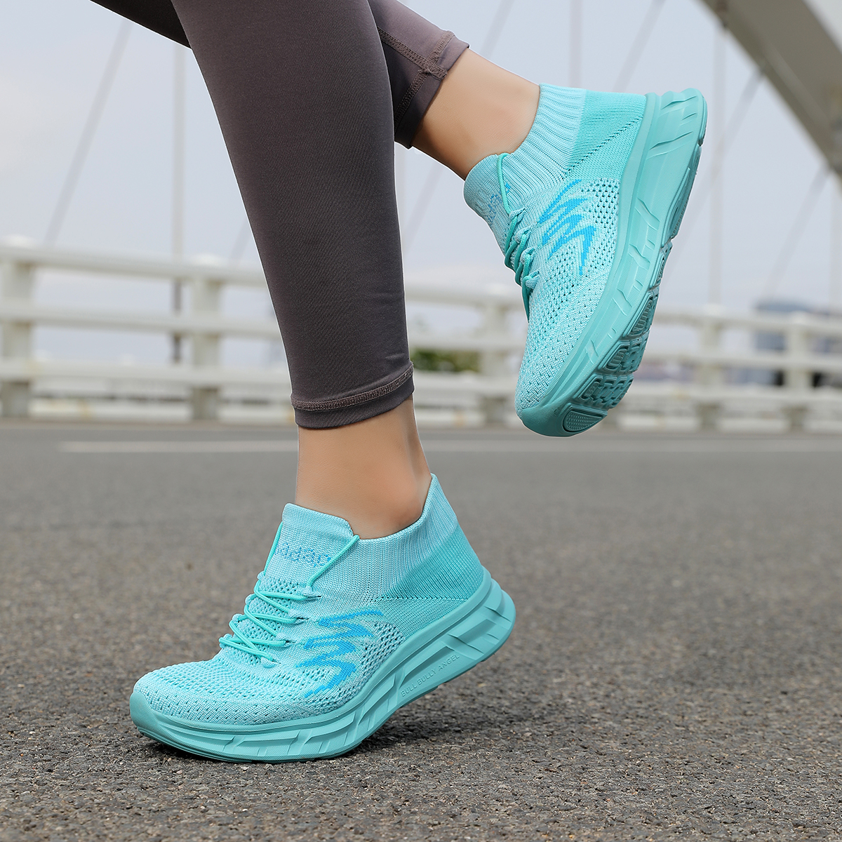 New Season Square Dance Shoes, Comfortable and Breathable Mesh Dancing Shoes for Outdoor Fitness and Shuffle Dance