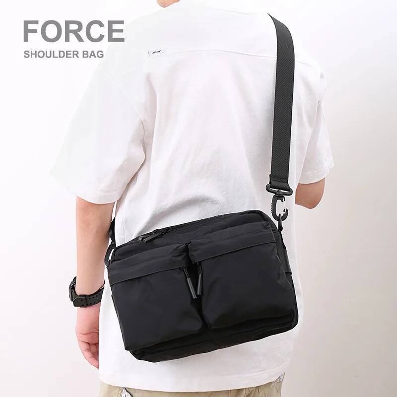 Japanese Style Shoulder Bags Nylon Waterproof Canvas Schoolbag Simple Messenger Korean Postman Designer Cross Body Bag high-quality