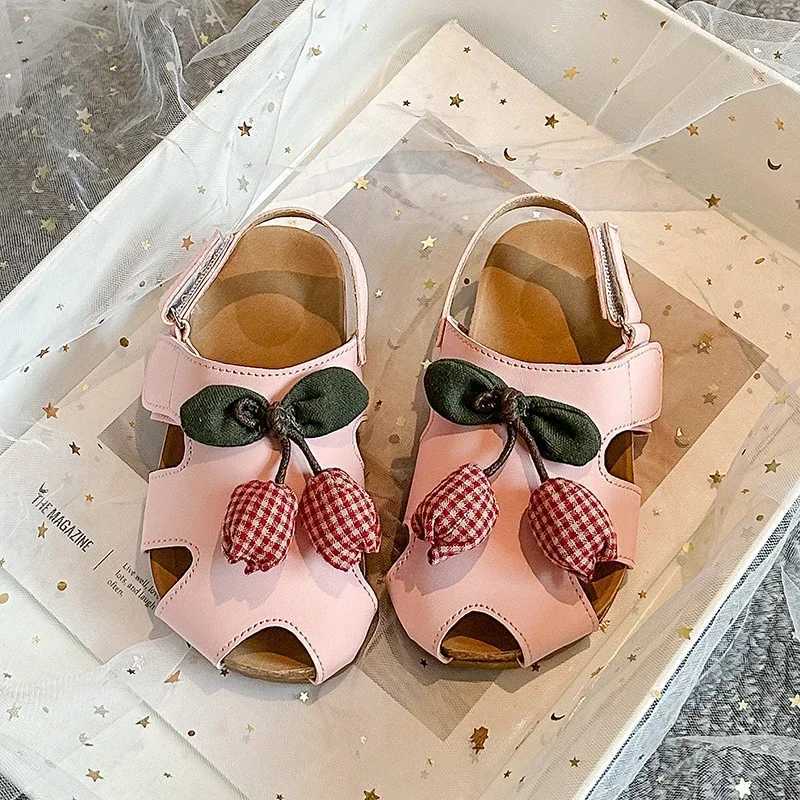 2025 Children Sandals for Girls Summer New Fashion Korean Style Soft Bottom Anti-Slip Versatile Cut-outs Princess Beach Shoes R250707