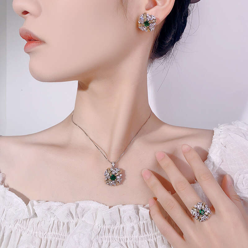 New Set Necklace Earrings Ring Gemstone Green Jewelry For Women 95A
