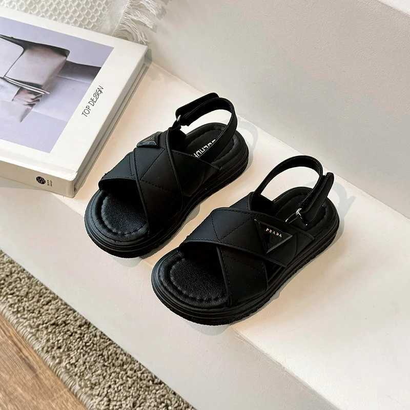 2025 Summer Casual Cute Round Toe Buckle Solid Color Comfortable Childrens Casual Sandals Girls Shoes Toddler Girl Shoes R250707