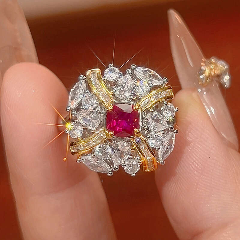 New Style Set Necklace Earrings Ring Jewelry Red Corundum Gemstone Women's High-End Fashion Light 8D4