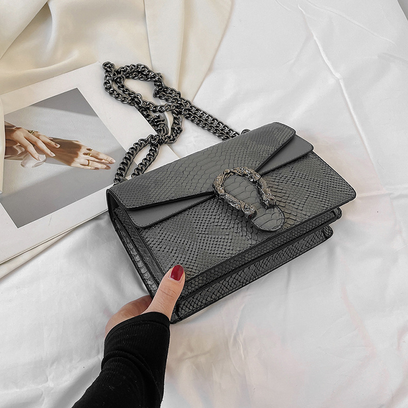 Designer High-End Snake Pattern for Women 2025 New Fashionable Versatile Chain Single Shoulder Crossbody Light Luxury Women's Bag