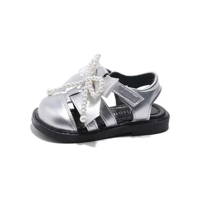 2025 Children Sandals for Girls Summer New Fashion Korean Style Soft Bottom Anti-slippery Princess Beading Cut-outs Beach Shoes R250707