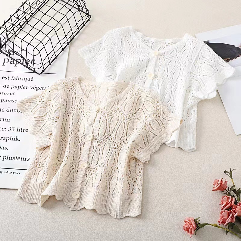 2025 Summer New Women's T-shirt Summer Short Lace Hollow Knitted V-neck Short Sleeve Cardigan Wool Sweater New Designer T-shirt