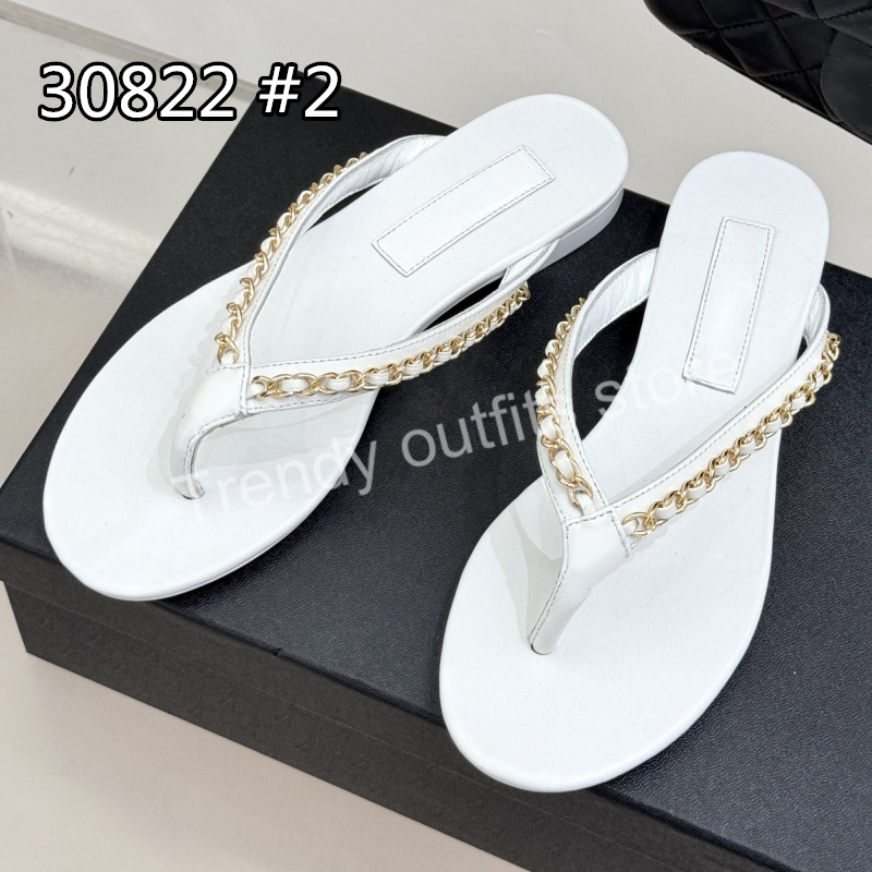 2025 Newest Flipflop Leather Crystal Diamond Sandal Beach FashionSlipper Flipflops Luxury Design Size 35-42