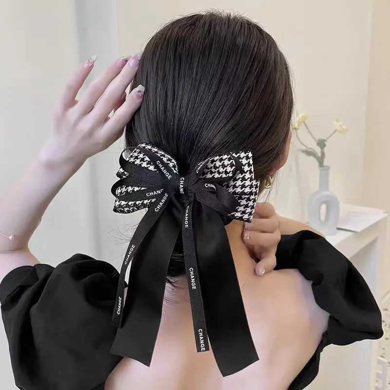 Women Luxury Korean Style Barrettes Headwear Hair Accessories Rhineston Tassel Hair Clips for Women Girls Fabric Bow Hairpins Z250707