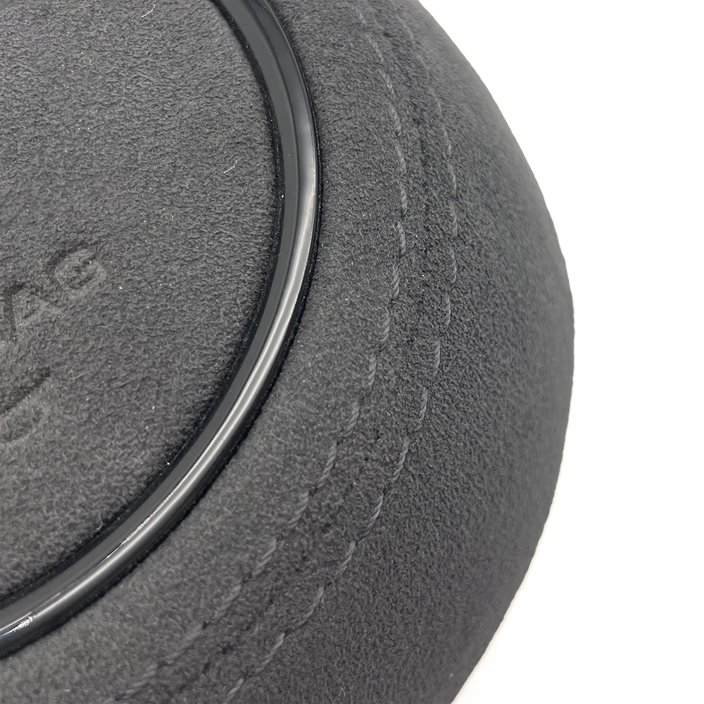 A3/A4/B9/A5 Steering Wheel Cover - Premium Material & Sleek Design