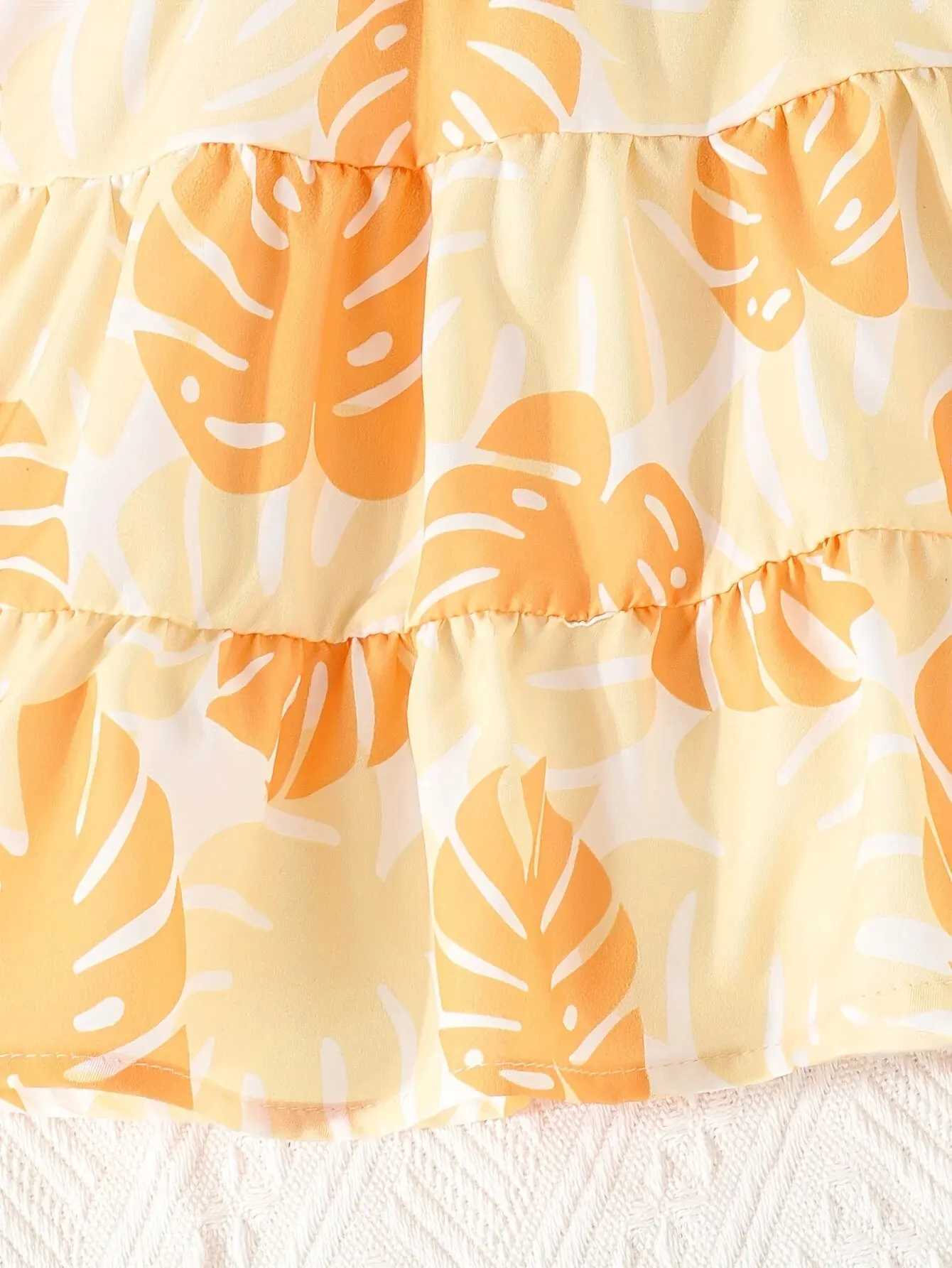 Summer Travel Holiday Dress Cute Baby Girl Beach Holiday Dress Girl Halter Vest Leaf Pattern Cake Dress R250707