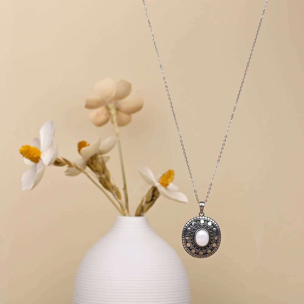New Pure Sier Moonstone Pendant Women and Men Classic Design Handmade Jewelry Necklace for Daily Life