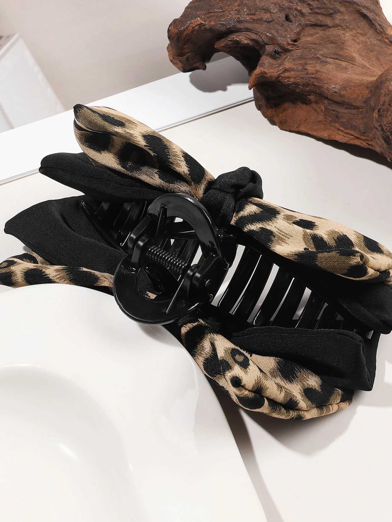 1Pcs Large Claw Clip Hair BowLarge Size Fabric RibbonClaw Jaw Clamps Clips Accessories for Women Girls Thick or Fine Hair Z250707