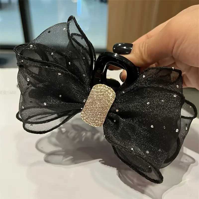 Exquisite mesh butterfly hair claw accessory elegantly designed suitable for fashionable women - a hairstyle for daily use Z250707