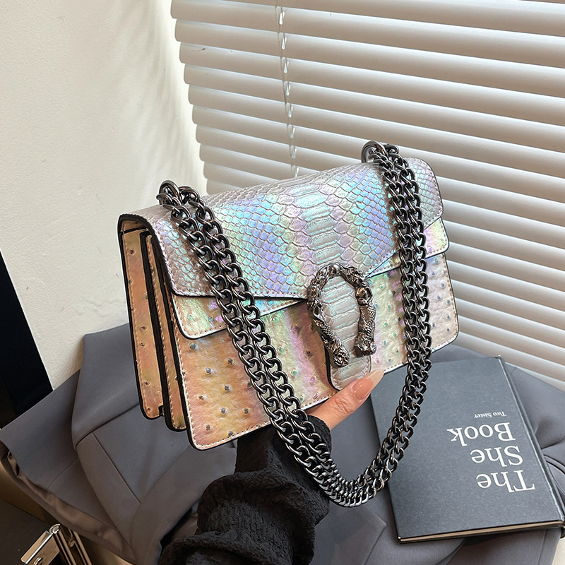 Designer Chain Crossbody Shoulder 2025 New Double Compartment Flap Small Square Crocodile Pattern Light Luxury Women's Bag