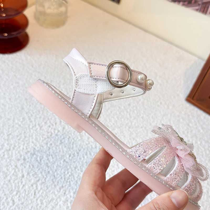 2025 New Style Summer Baby Girl Pearl Little Girl Bowknot Soft Bottom Princess Shoes Toe-Covering Crystal Shoes R250707
