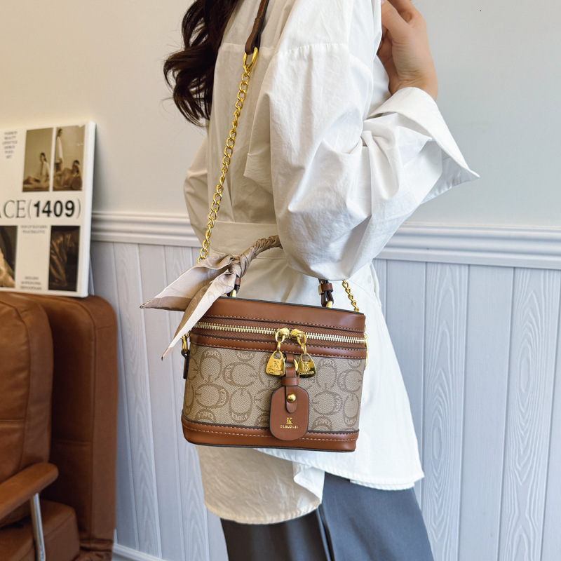 Designer High-End Printed Handbag Box for Women 2025 New Fashion Shoulder Crossbody Bucket Color-Block Small Square Light Luxury Women's Bag