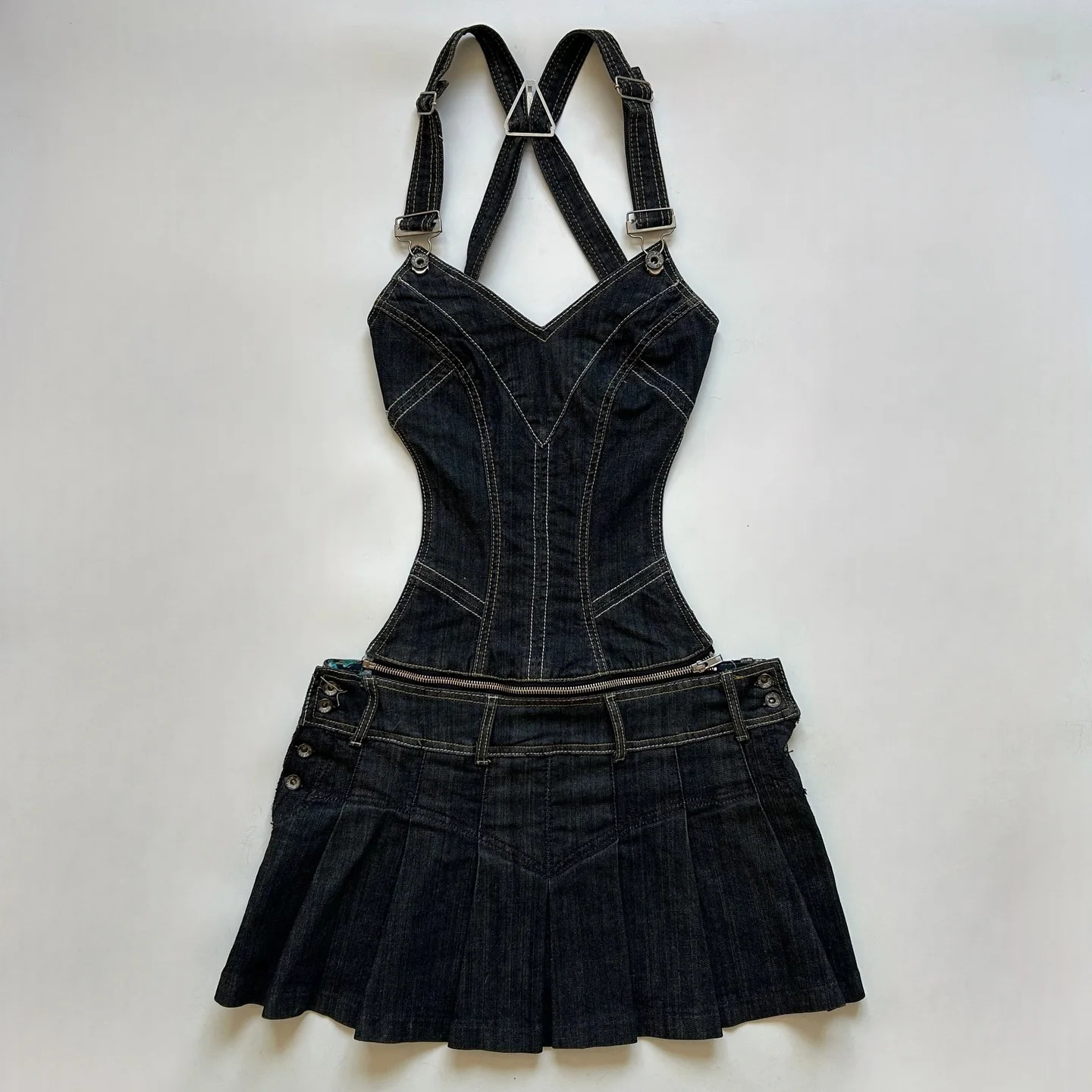 2K Skirt Sets Black Suspender Hollow Out Two Piece Women Outfits Fashion Sexy ALine Pleated Harajuku Streetwear 250709