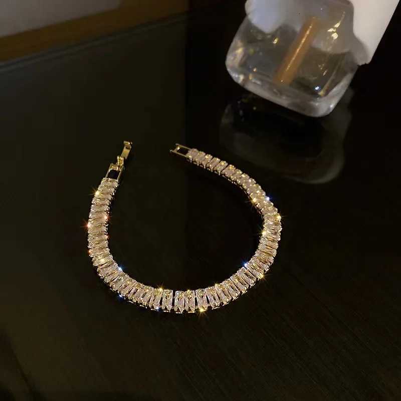 Charm Gold Color Stainless Steel Zircon Cuban Chain Bracelet Fashion White Square Crystal Bracelet for Women Jewelry Accessories W250709