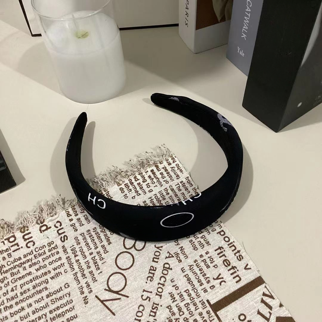 2025 New New FF hair clip Headband Vintage Brand Classic F Letter Designer Jewelry Women FINI Hairbands Headwrap Girl Hairband Birthday Part