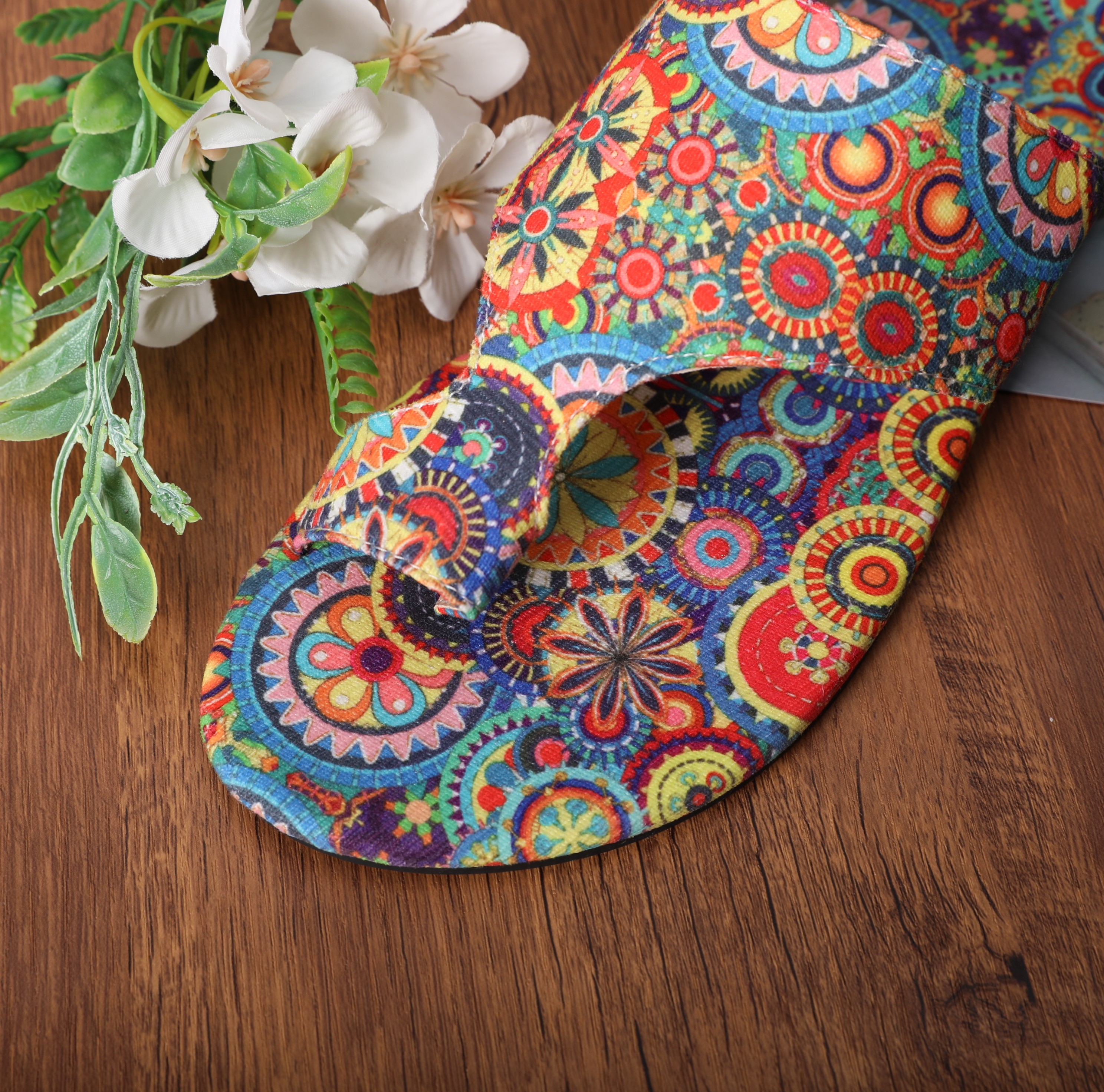 D05- Women's fashionable Bohemian floral pattern slippers and sandals, casual ring toe flat sandals, lightweight slippers and