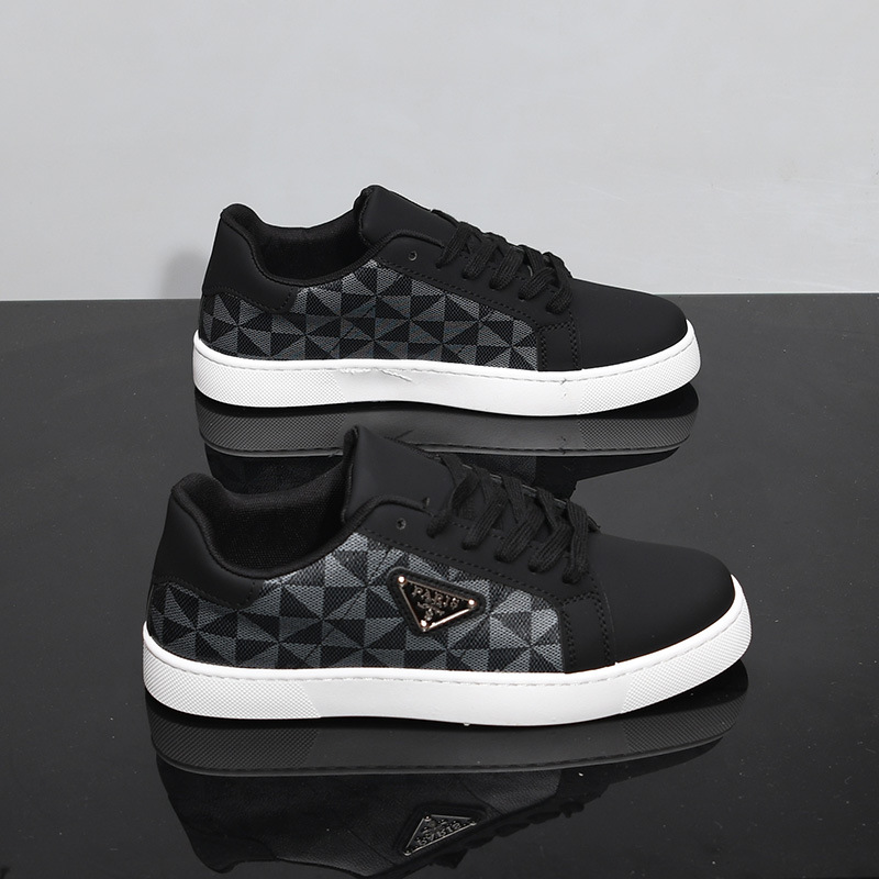 2025 New Designer Men's Board Shoes Outdoor Sports Color-block Shoes Anti-odor Trendy Shoes Black Anti-slip Luxury Beach Work Board Shoes Free Sh