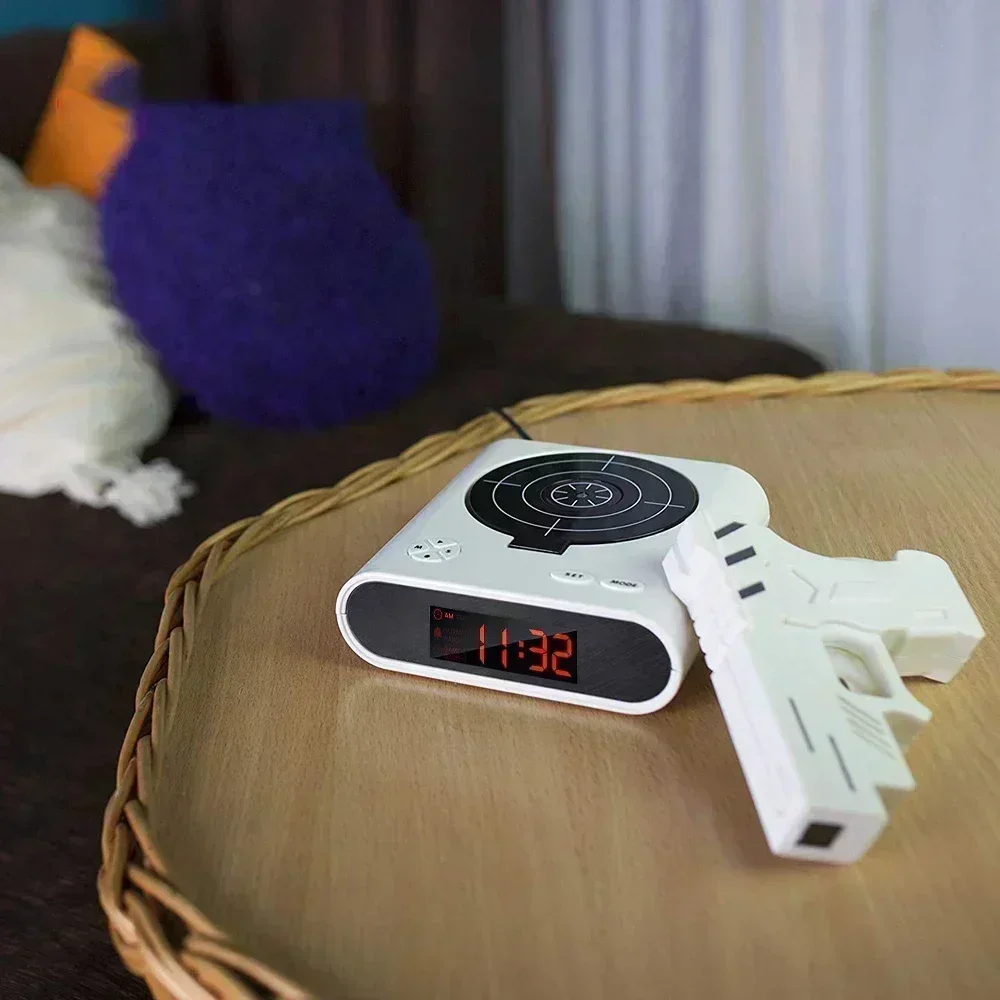 1Set Gun Alarm Clock / Shoot Alarm Clock / Gun O'Clock / Lock Load Target Alarm Clock Office Gadgets