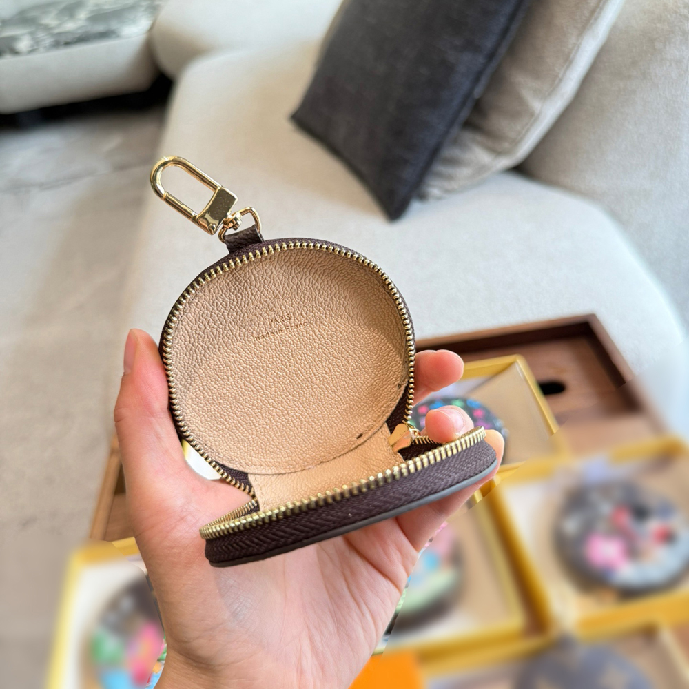 Fashionable Keychain Wallet and Mini Makeup Bag Set for Women Stylish Keyring Bag Charm L250928LY08