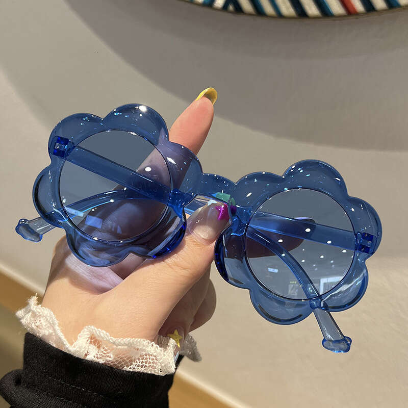 New One Piece Colorful Children s Round Frame Kids Glasses Sun Protection Baby Suower Sunglasses Z260305