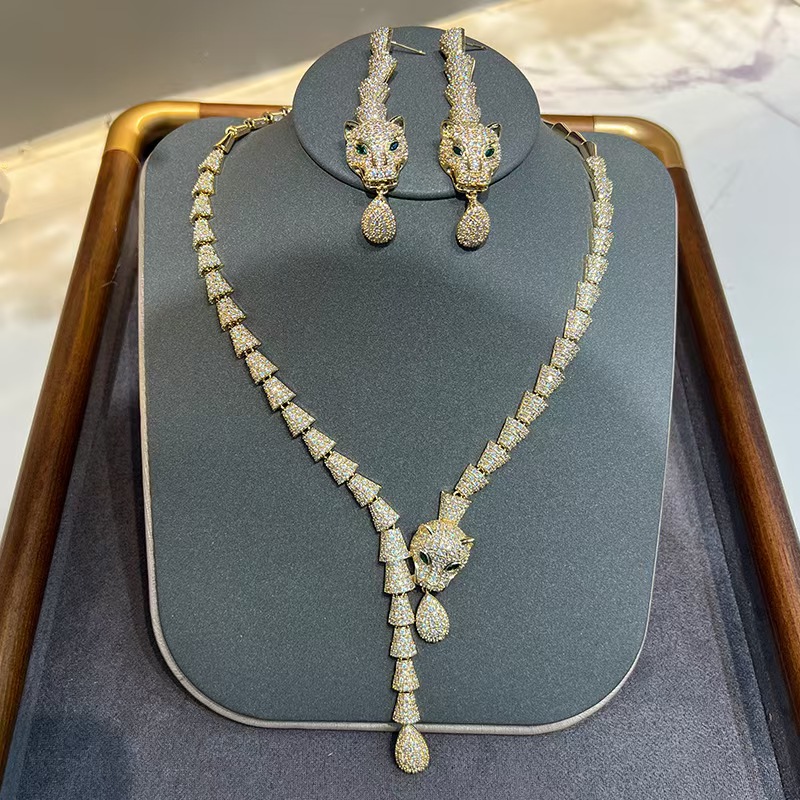 Luxury Fashion Tren… - image