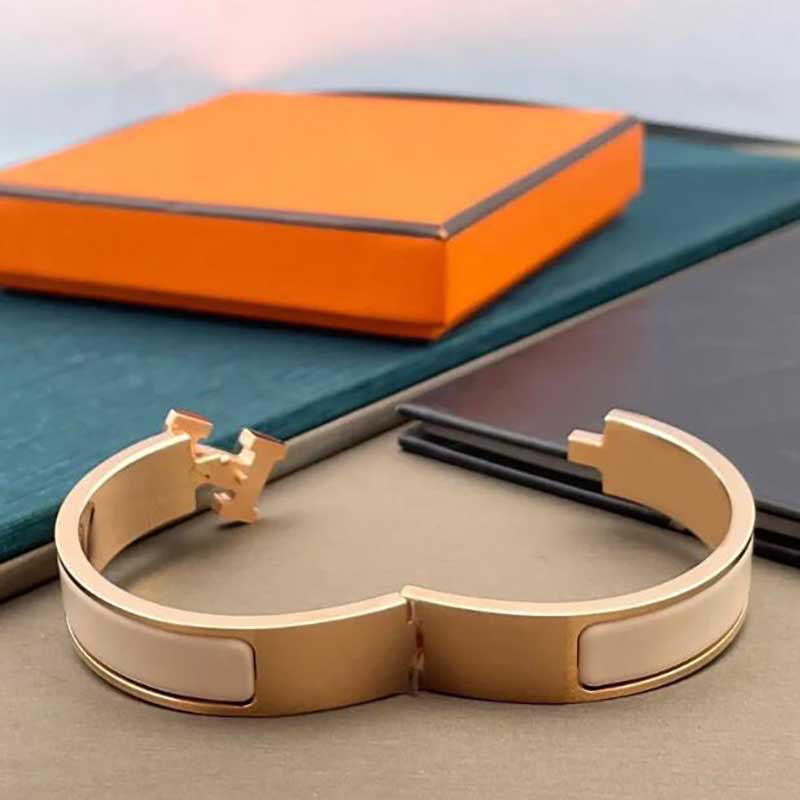 Classic Unisex Gold for Women Mens Bracelet High Quality Designer Jewelry