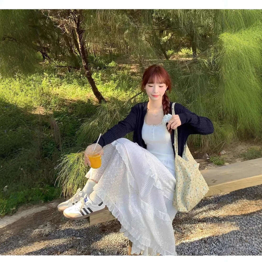 Gentle Style Lace White A-Line Half Cake For Women Summer New High Waist Slimming Petite Long Skirt B5