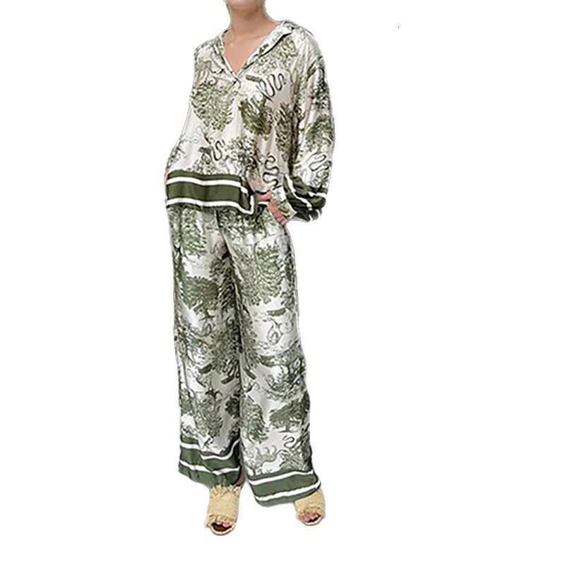 Summer New Casual Loose Elegant Fashionable Printed Women's Pants Set B5