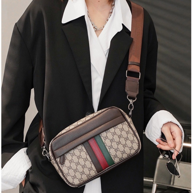 European and American trend single-shoulder bag fashionable printed letters underarm bag high-quality PU leather men and women wallet crossbody bag