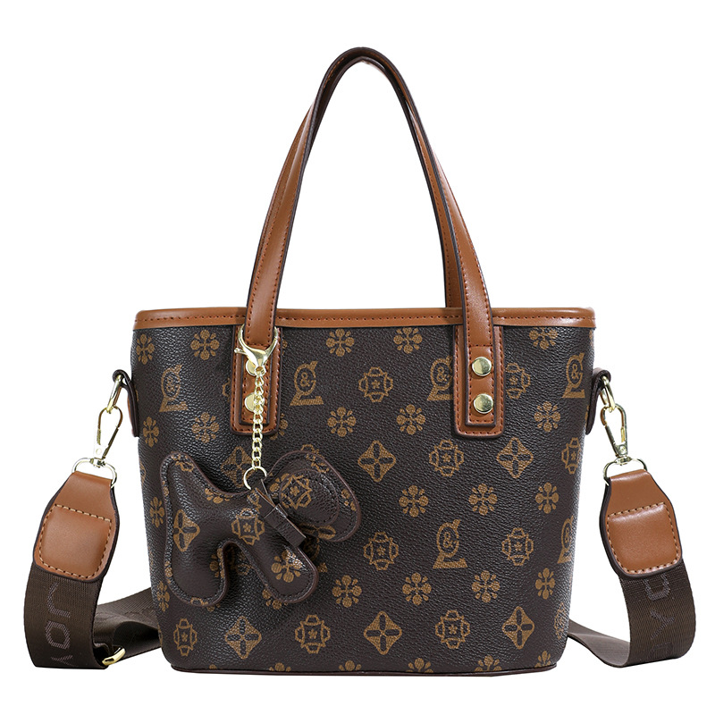 2025 new women's bag high-end bucket bag fashionable women's versatile vegetable basket printed shoulder messenger bag