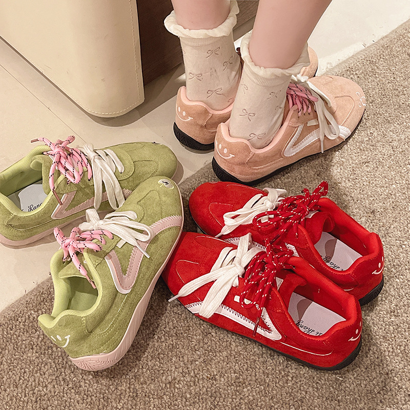 free shipping Designer shoes Casual soft soled German training shoes thin soled apple shoes red racing shoes versatile