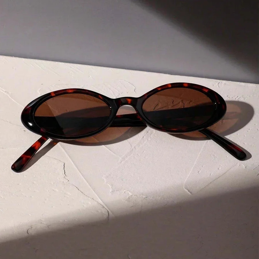 Sexy Womens Sunglasses Small Oval Sunglasses Fashion Leopard Brown Sun Glasses Retro Sunglasses 250708BJ - view 4