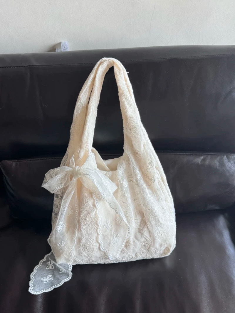 Lace Flower Canvas Bag for Women 2025 New Large Capacity Single Shoulder Support Bag Commuter Underarm Bag