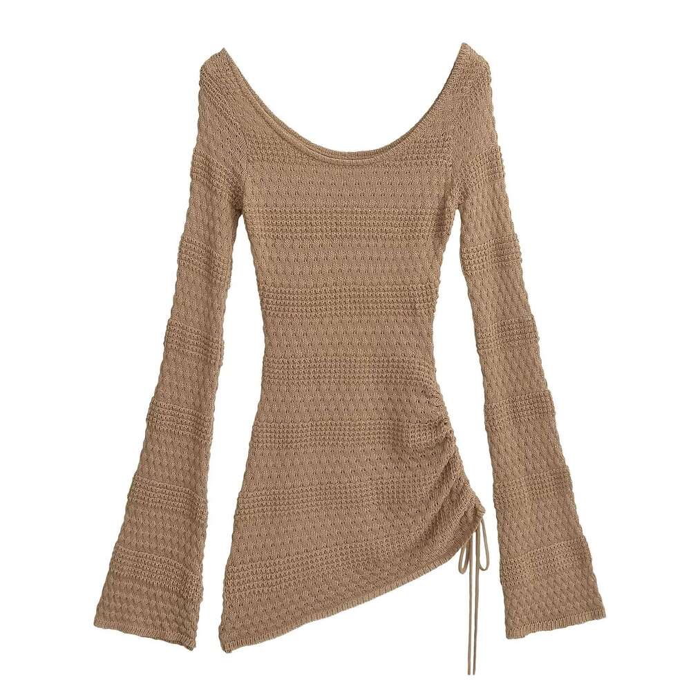 Autumn New Hot Girl Lazy Style Round Neck Hollow Out Flared Sleeve Sweater Women Waist-Cinching Knitted Cover-Up Top B5