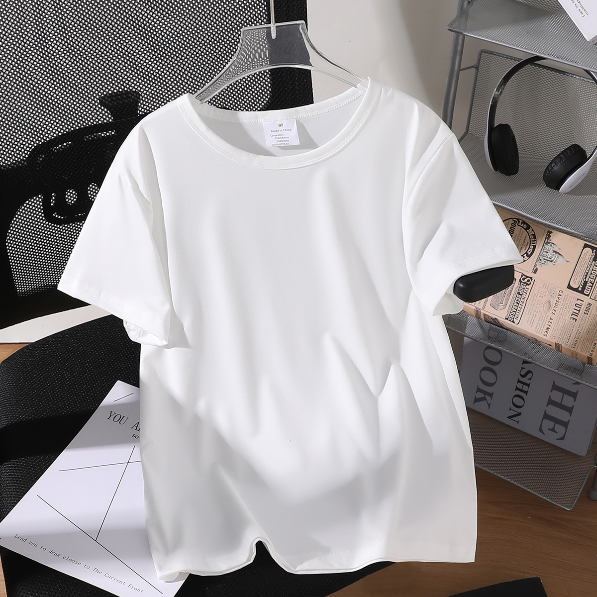 Men's Breathable Cotton T-Shirt - Lightweight & Casual Fit Solid color short sleeve T-shirt